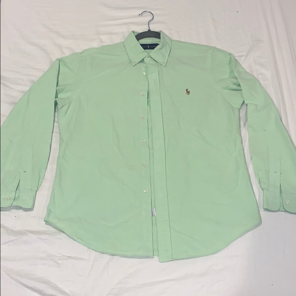 POLO RAPLH LAUREN CASUAL BUTTON DOWN! Medium